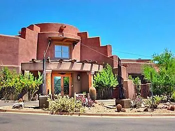 Hotel At Eagle Mountain 3*