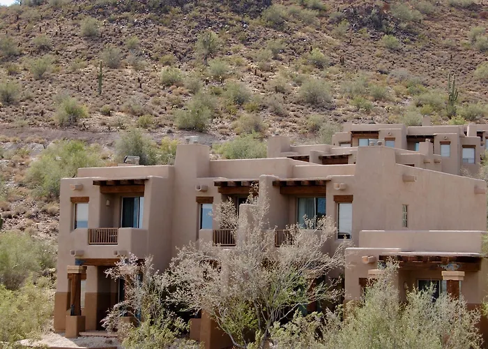 Hotel At Eagle Mountain 3*