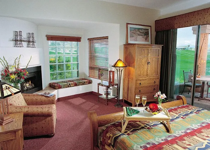 At Eagle Mountain 3*